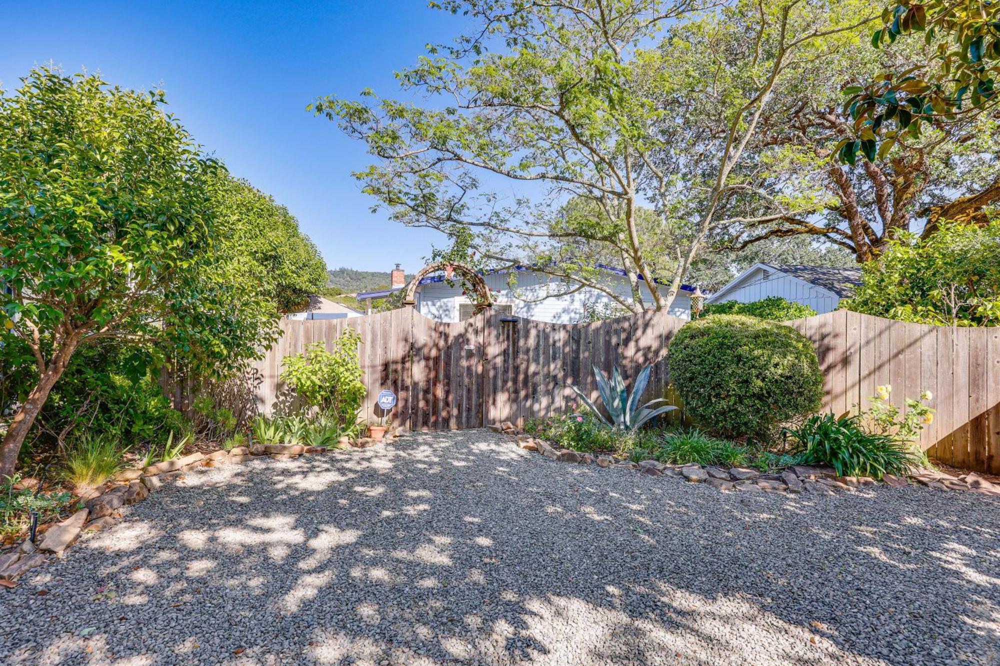 Romantic Casita With Garden And Deck 2 Miles To Plaza! Sonoma Exterior foto